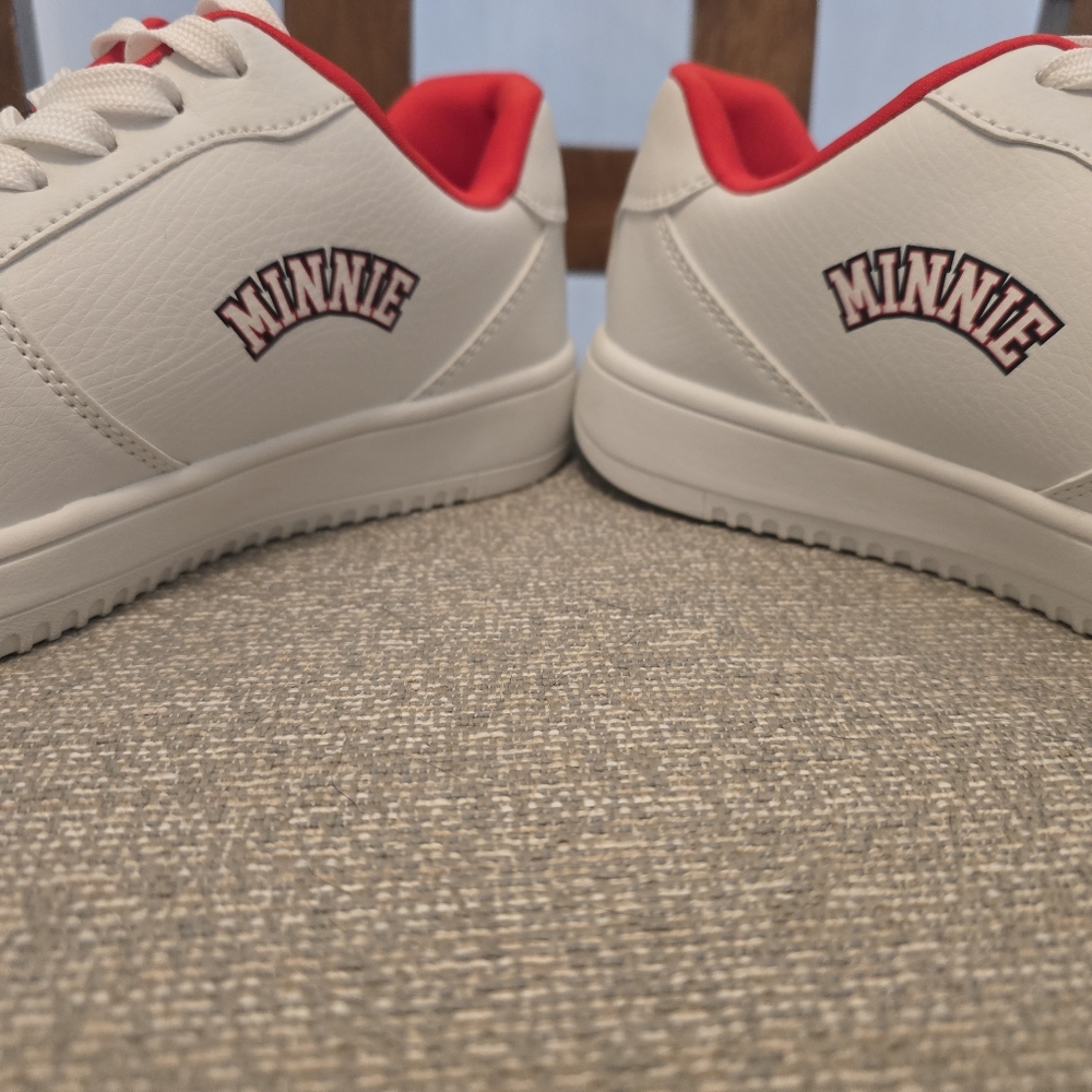 Minnie Mouse Womens Disney Sneakers Size 7 White and Red Excellent Used Cond. - Picture 7 of 9